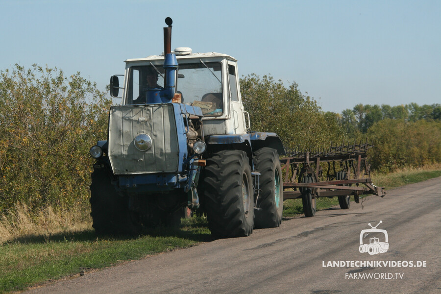 Kharkov Traktor.jpg